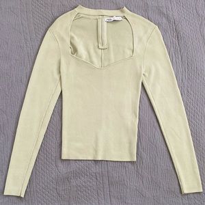 Long sleeve top